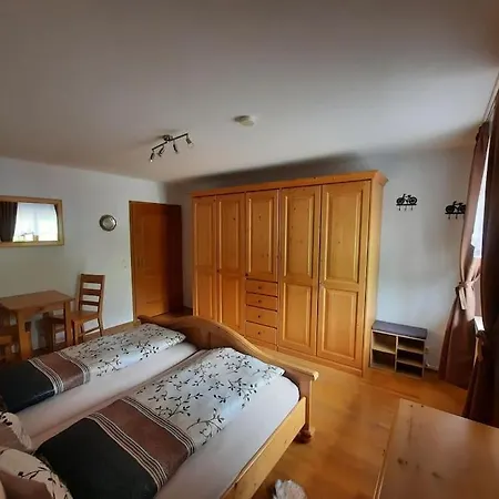 Apartment Meli's Gaestezimmer - - Wohnen Mit 2 Katzen Rohrdorf (Bavaria)